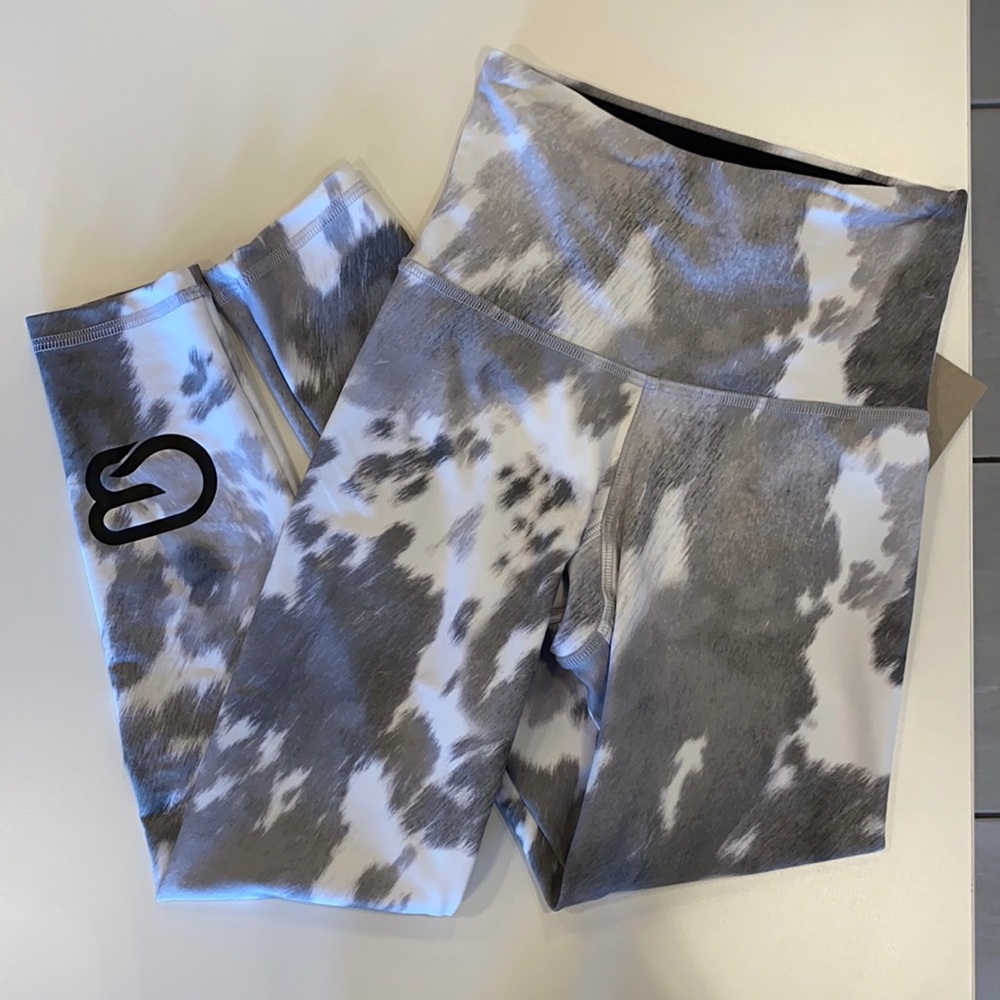 Strut This Cyclebar Cowhide Teagan Leggings